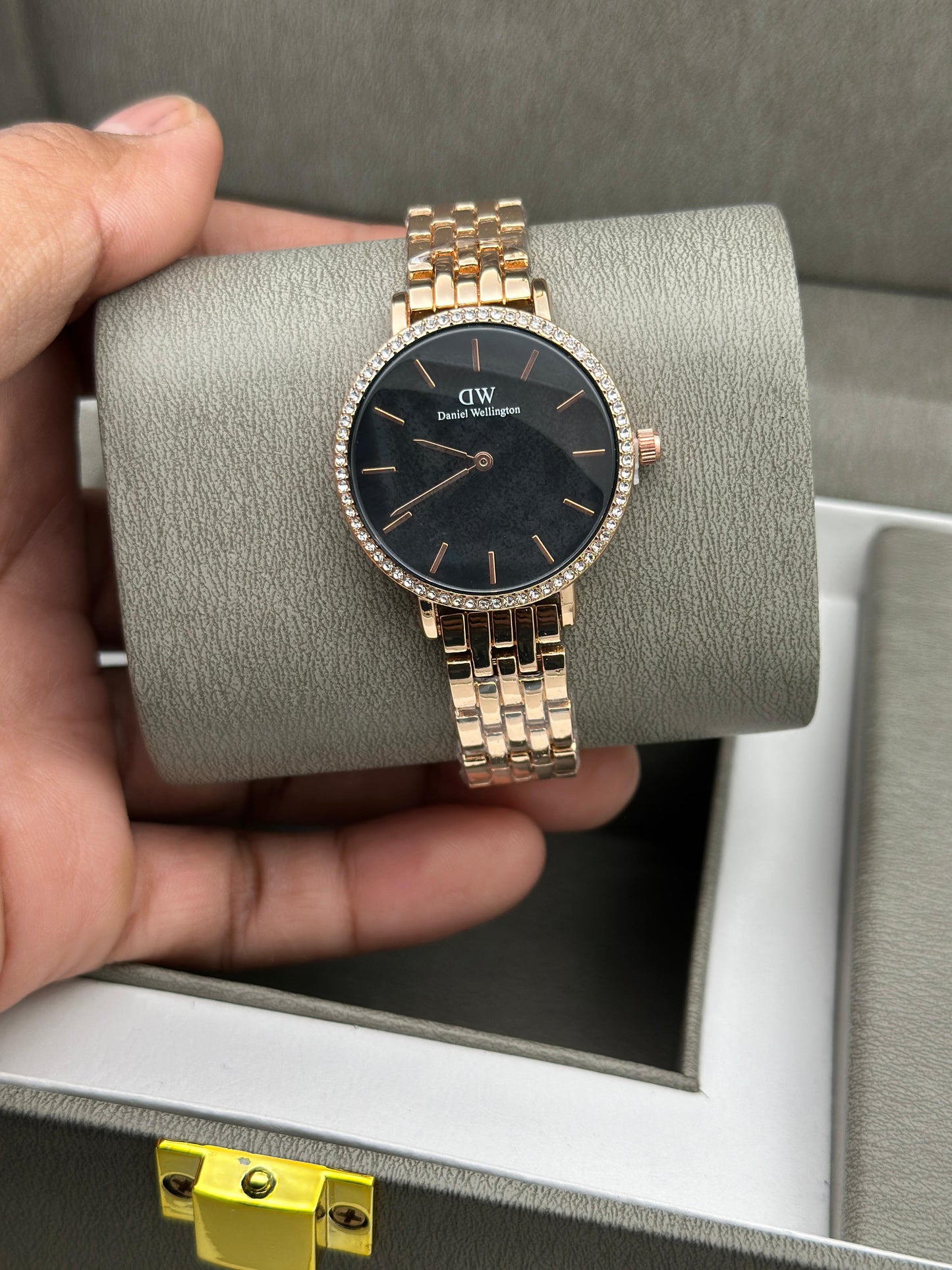 Dw ladies watch