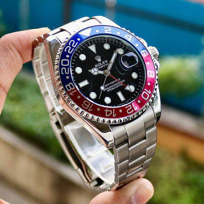 ONE OF THE MOST TALKED ABOUT NEW WATCHE AT BASELWORLD  #ROLEX GMT MASTER II WITH PEPSI BEZEL💝