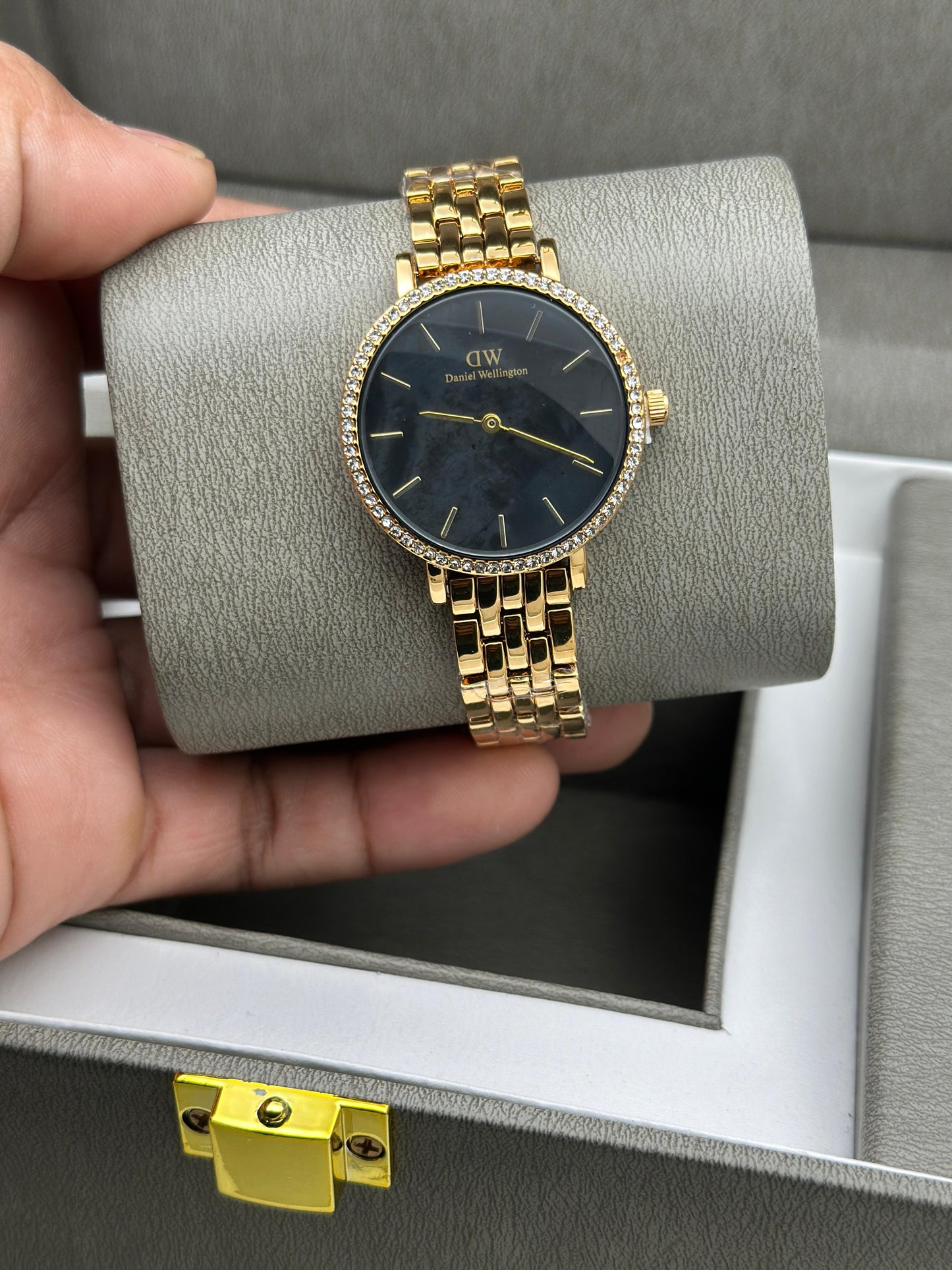 Dw ladies watch