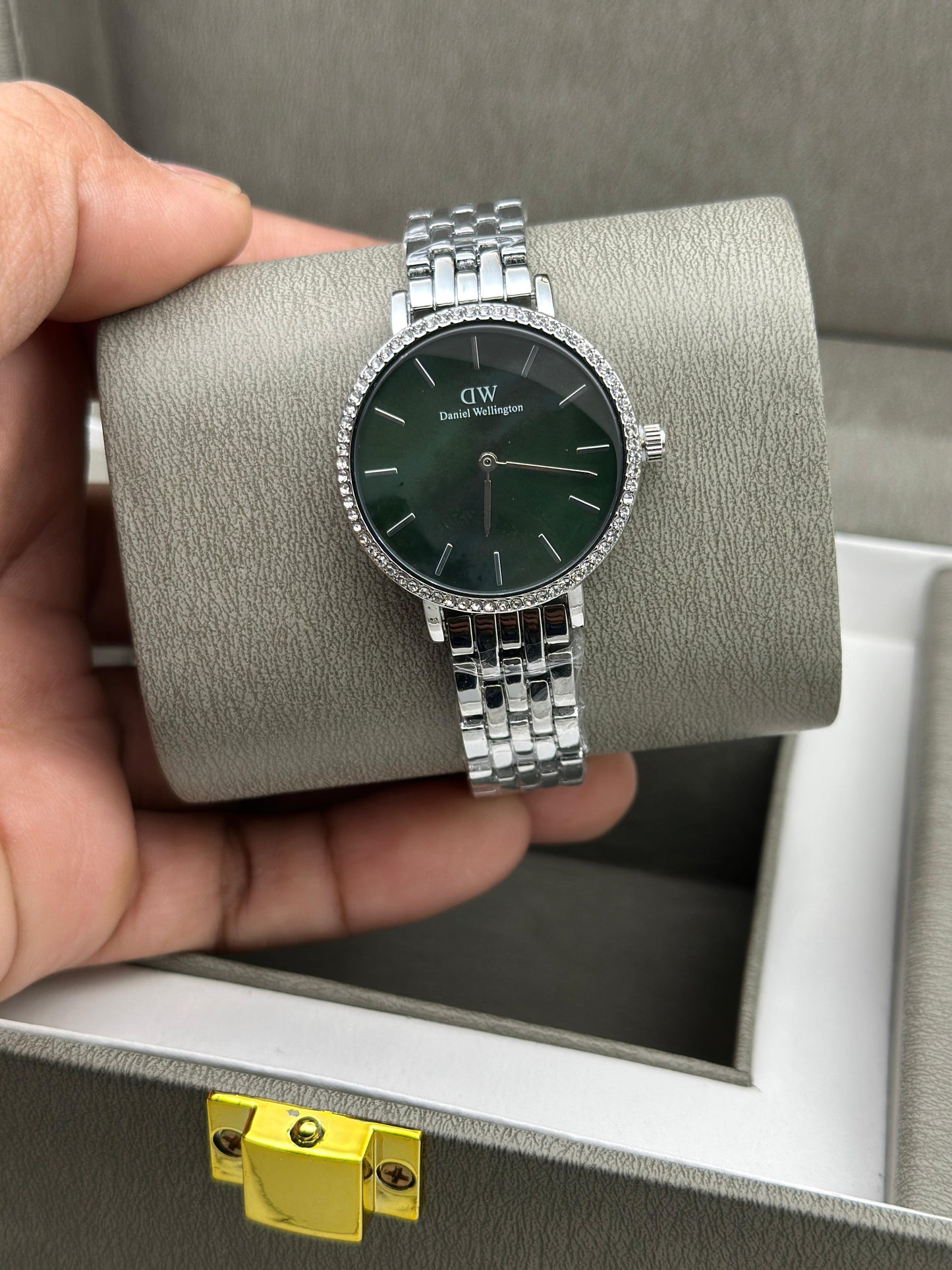 Dw ladies watch